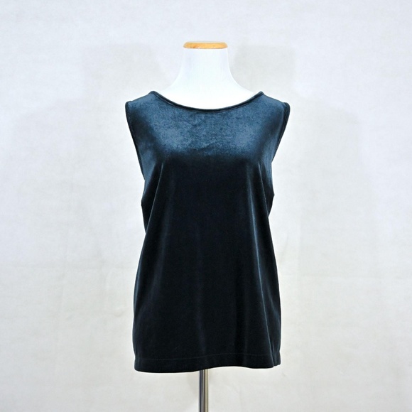 *Sold on @Foxtail90* VINEYARD VINES Velvet Blouse - Picture 2 of 8